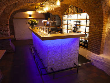 bar met LED verlichting